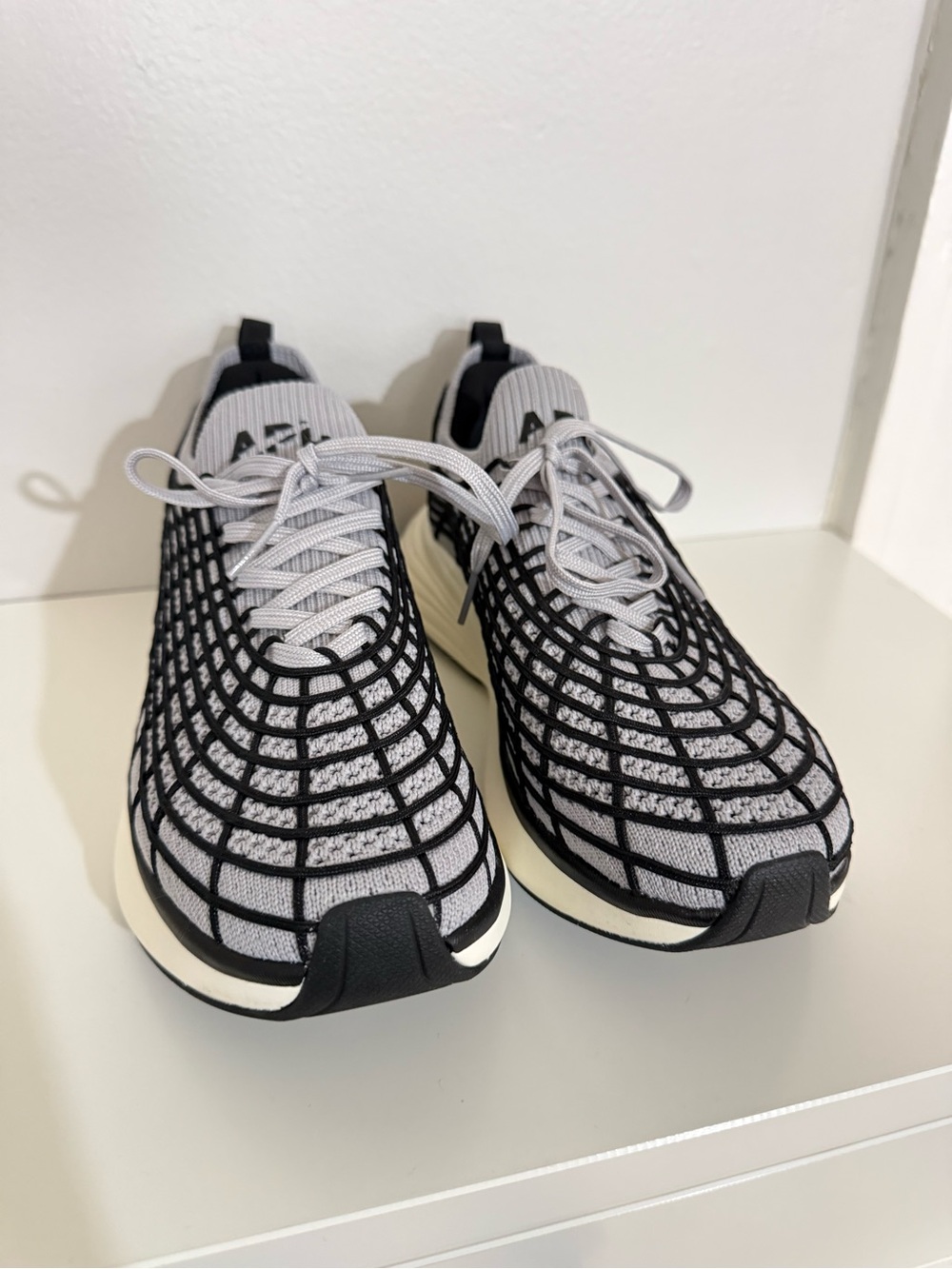 APL Womens Techloom Zipline Running Shoes Sneakers 8 - Picture 3 of 7